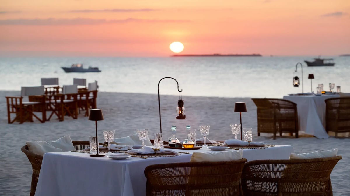 LABA LABA Fanjove Island beach dinner