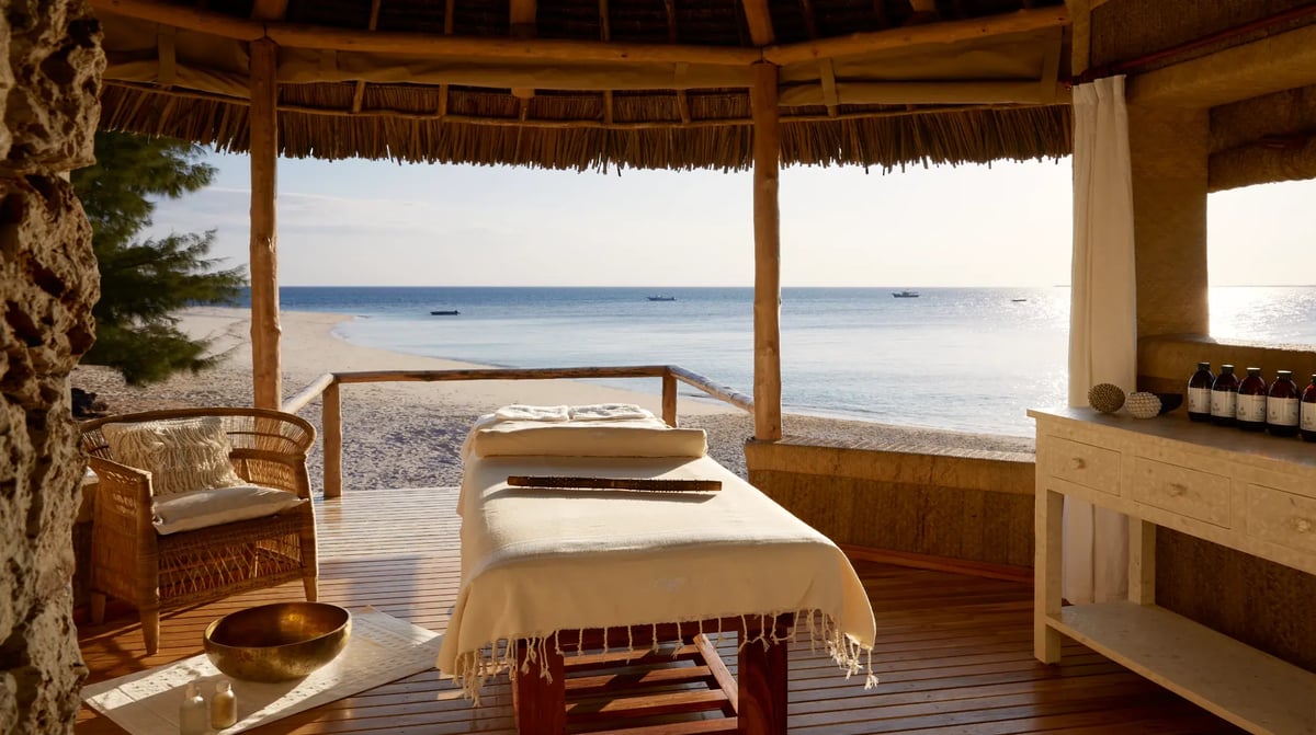 LABA LABA Fanjove Island spa room