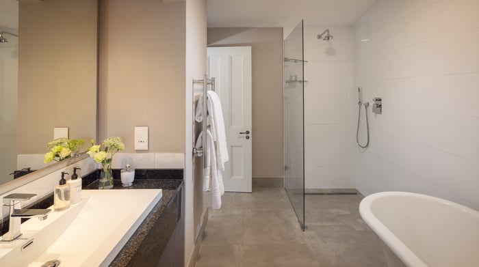 Le Quartier Français - Auberge Room bathroom
