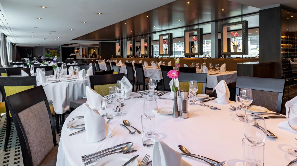 Monarch Countess_Restaurant (11)