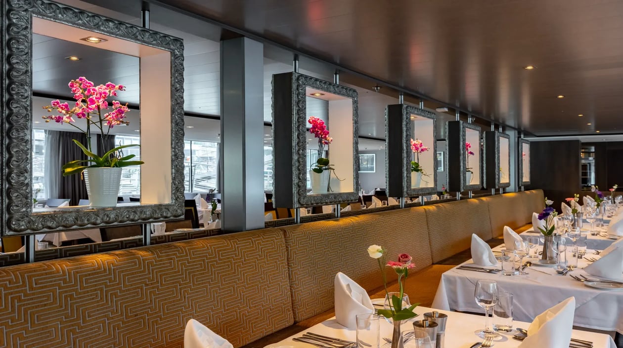 Monarch Countess_Restaurant (9)
