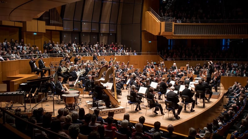 Duesseldorfer_Symphoniker-Neujahrskonzert 2018-Alexandre_Bloch-Foto-Susanne_Diesner