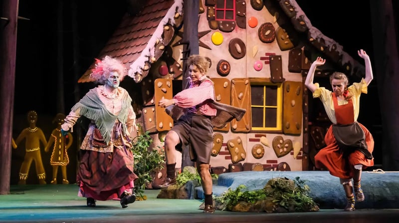 Staatsoper Hannover Hänsel und Gretel__c_Clemens Heidrich-19
