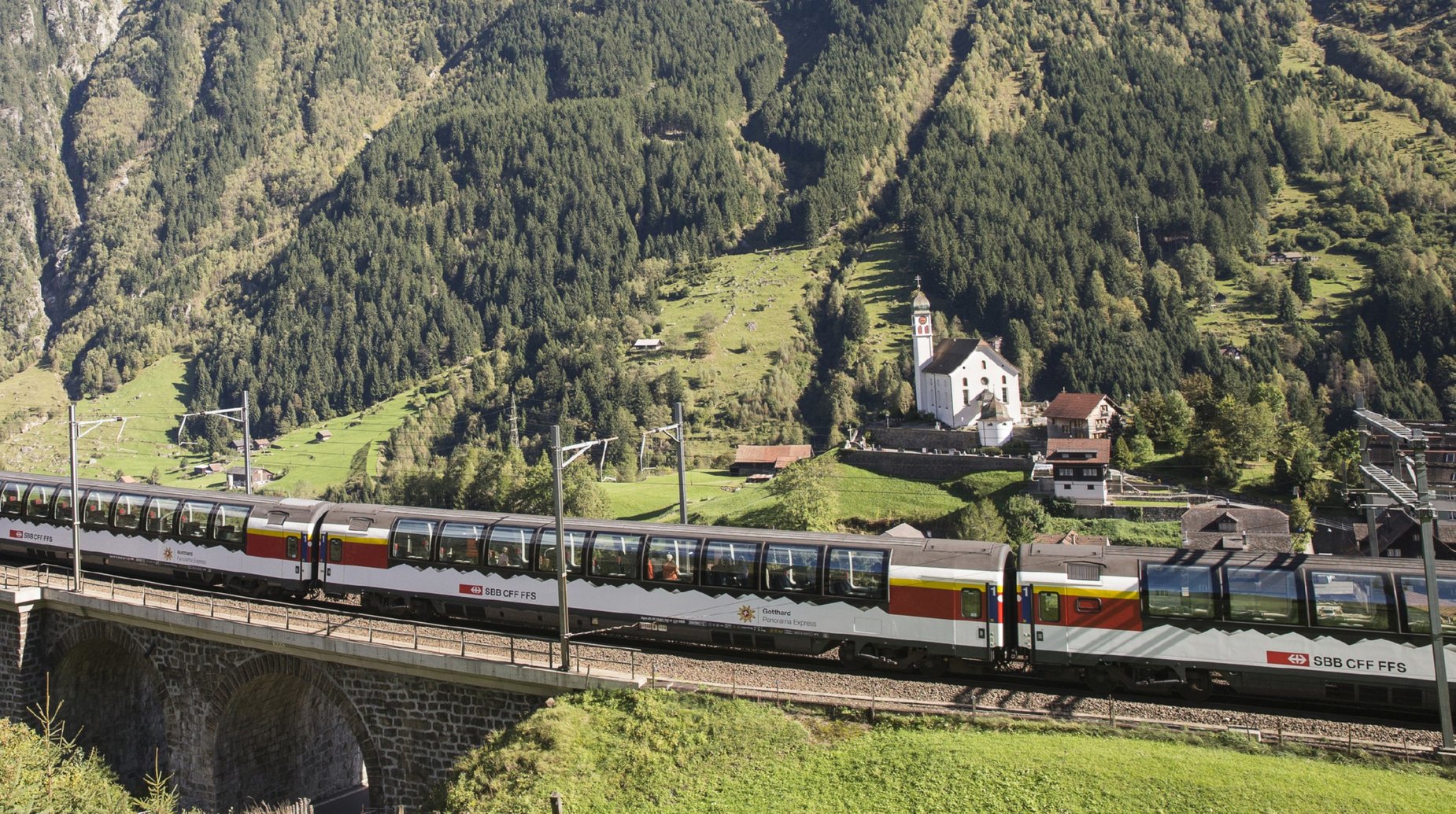 Gotthard Panorama Express (1)