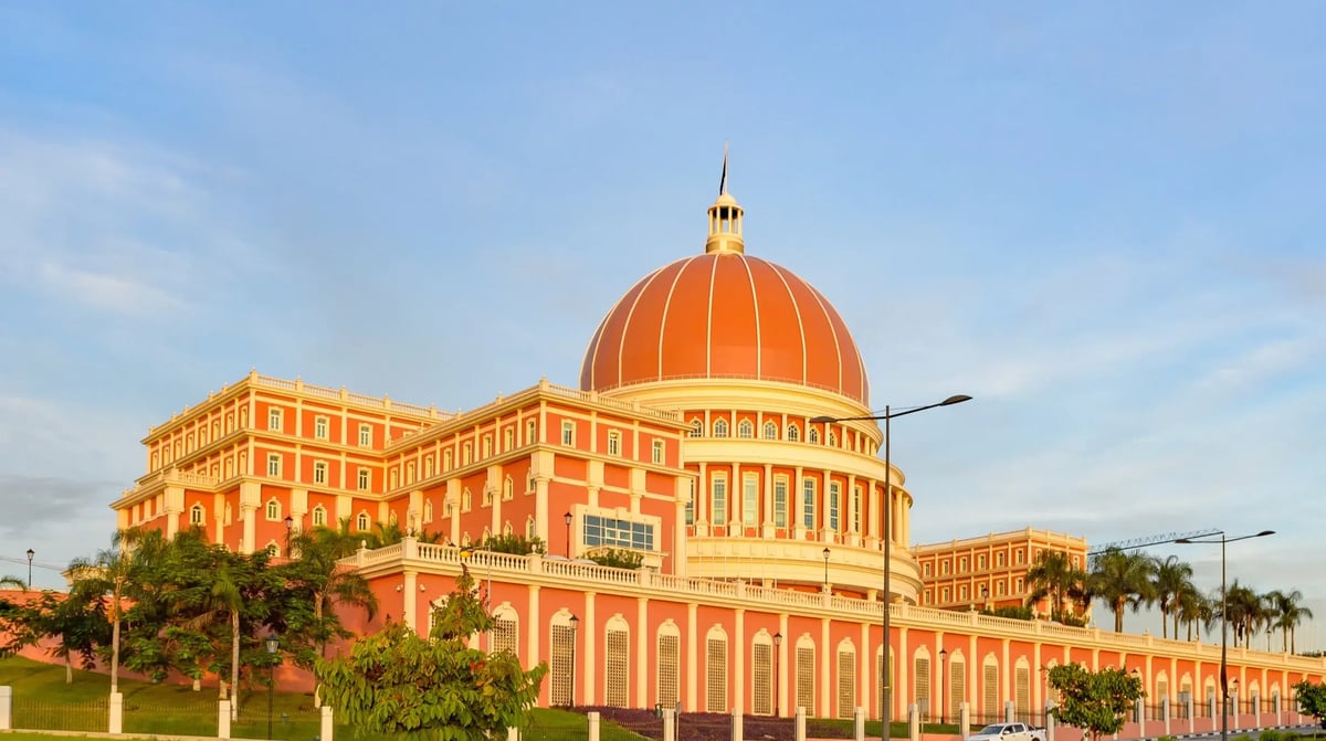 luanda shutterstock