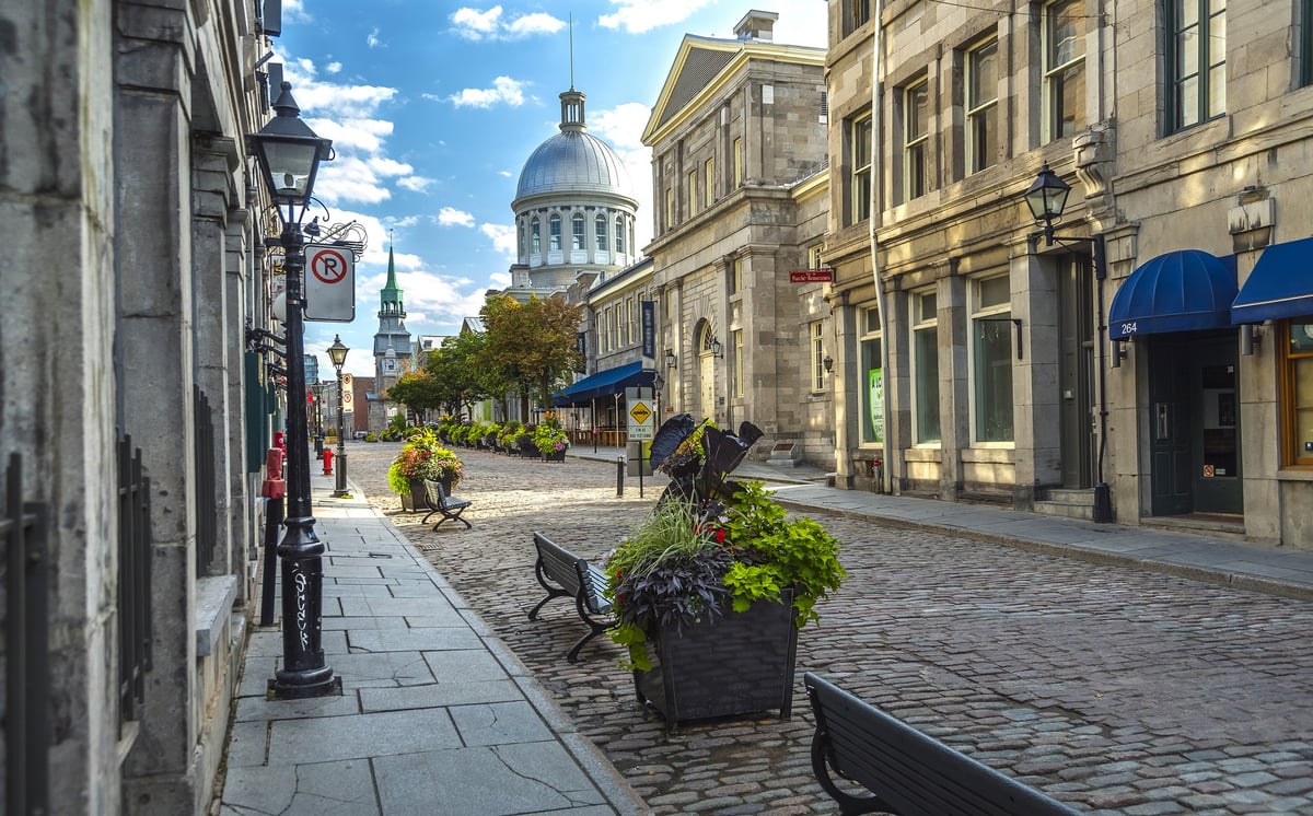 shutterstock_390831940 Old Montreal