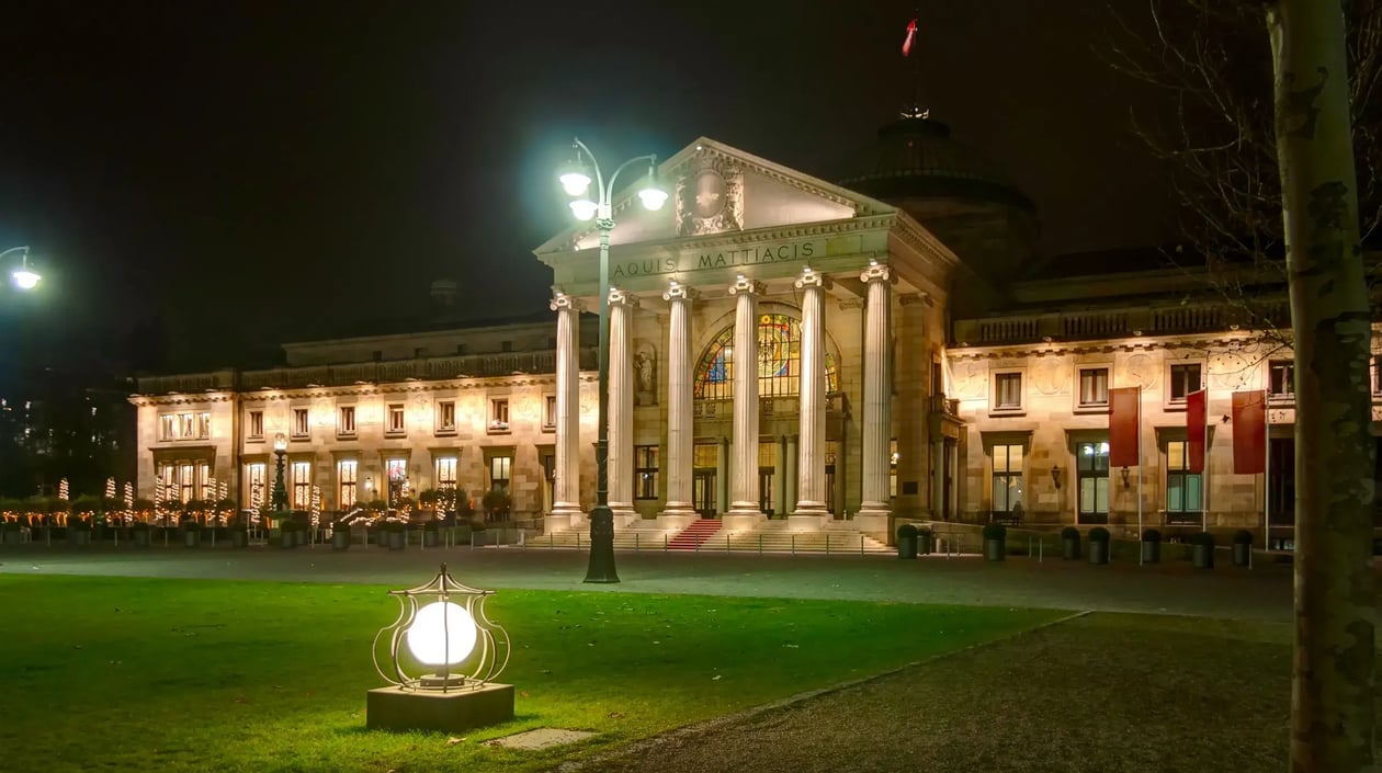 Casino Wiesbaden, shutterstock_751326685