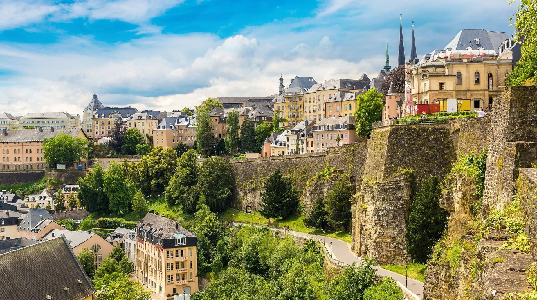 Luxemburg stad, shutterstock_562734511