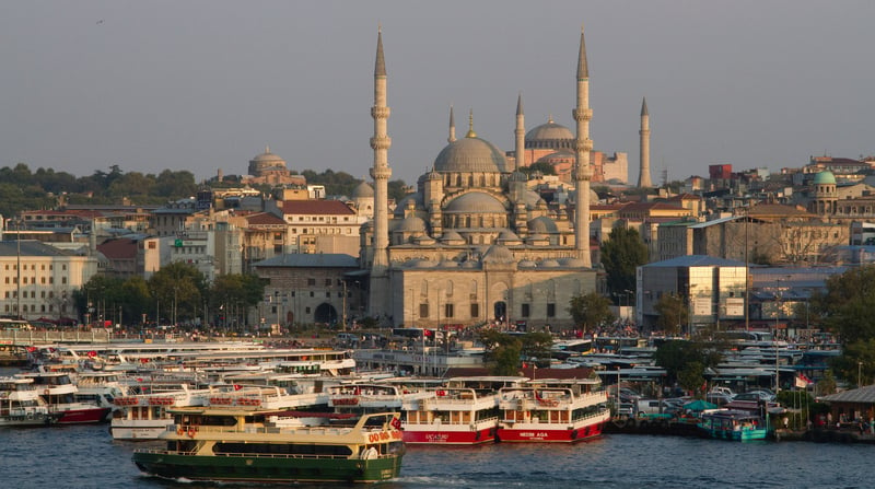 New-MosqueHagia-Sofia-and-Bosphorus-crusie-boats