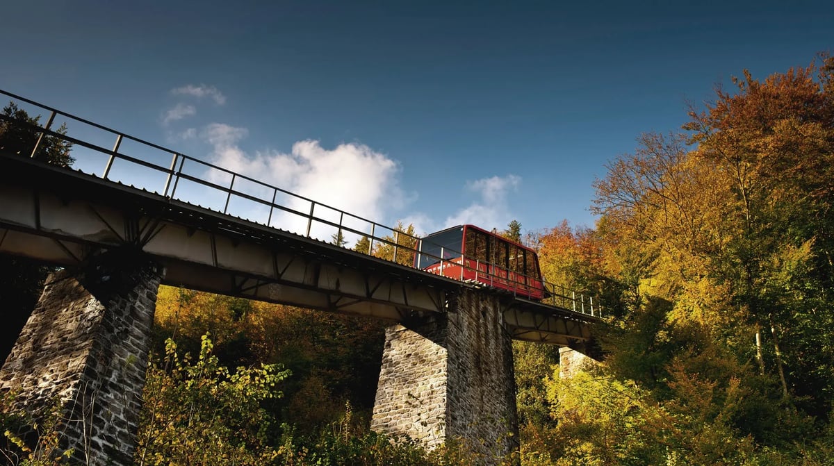 harderbahn-harder-kulm-interlaken-02