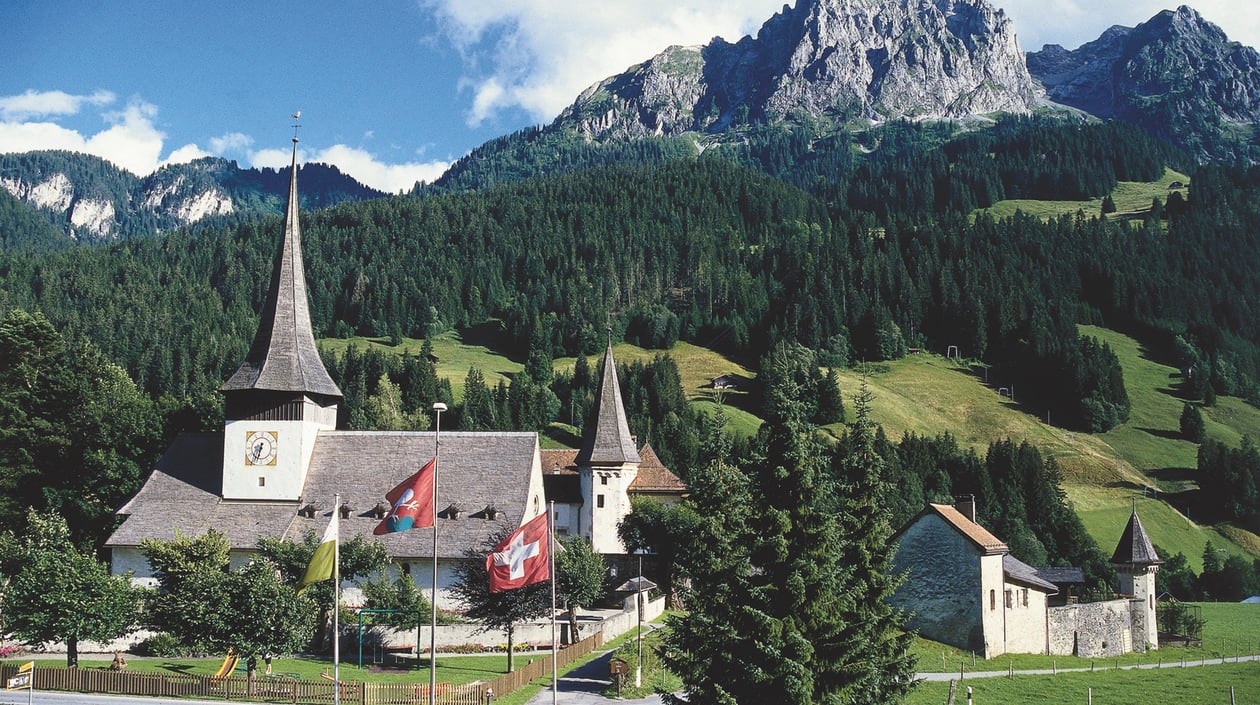 Gstaad Kirche_Rougemont  300dpi
