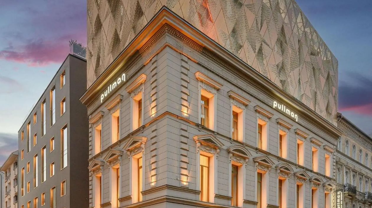 Boedapest, hotel Pullman voorkant