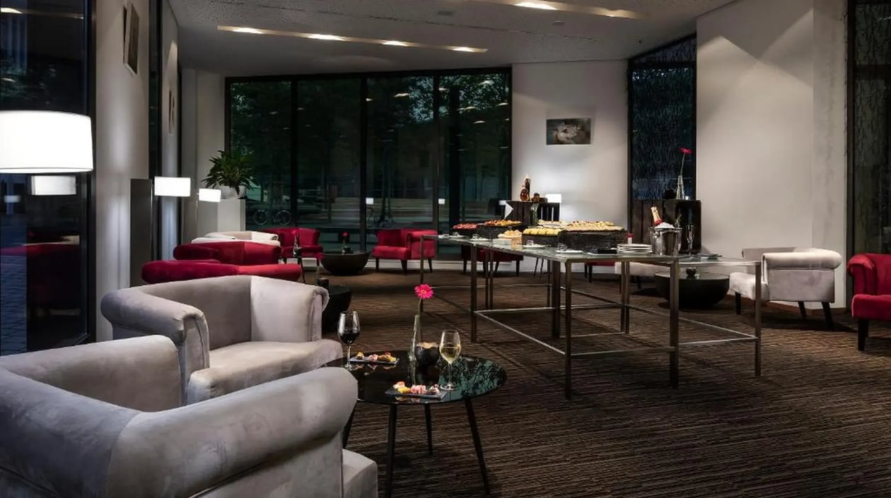 Melia Hotel Luxembourg lounge