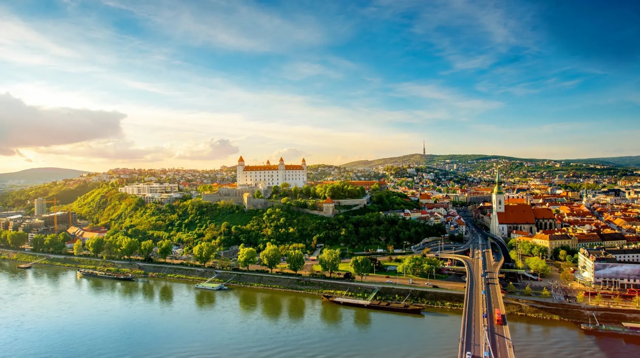 Donau, Bratislava