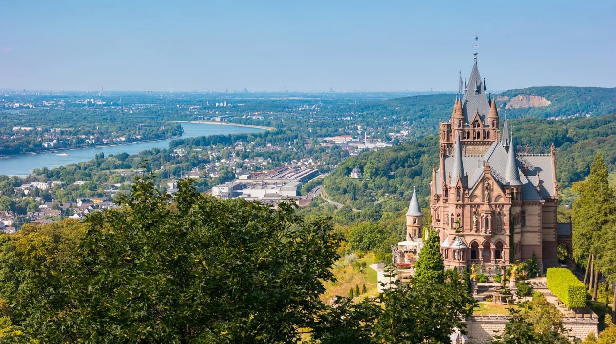 Konigswinter, Schloss Drachenfels
